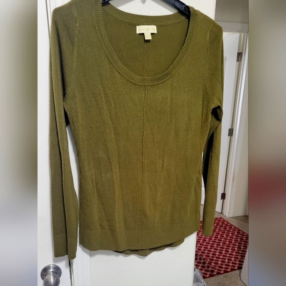 Nicki Minaj pullover sweater top. Women's size xl. Super soft